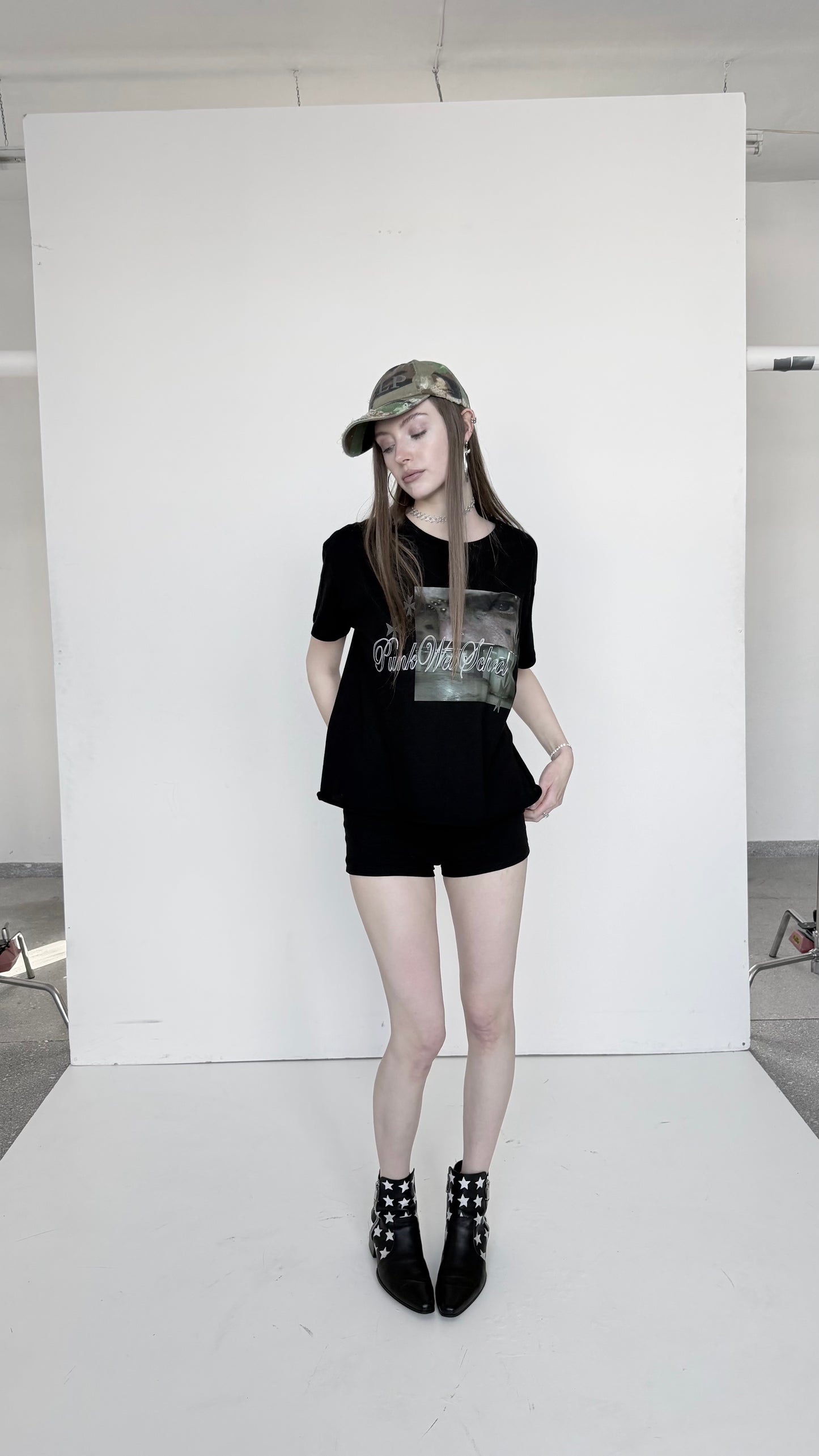 "PunkWebSchool" biały t-shirt