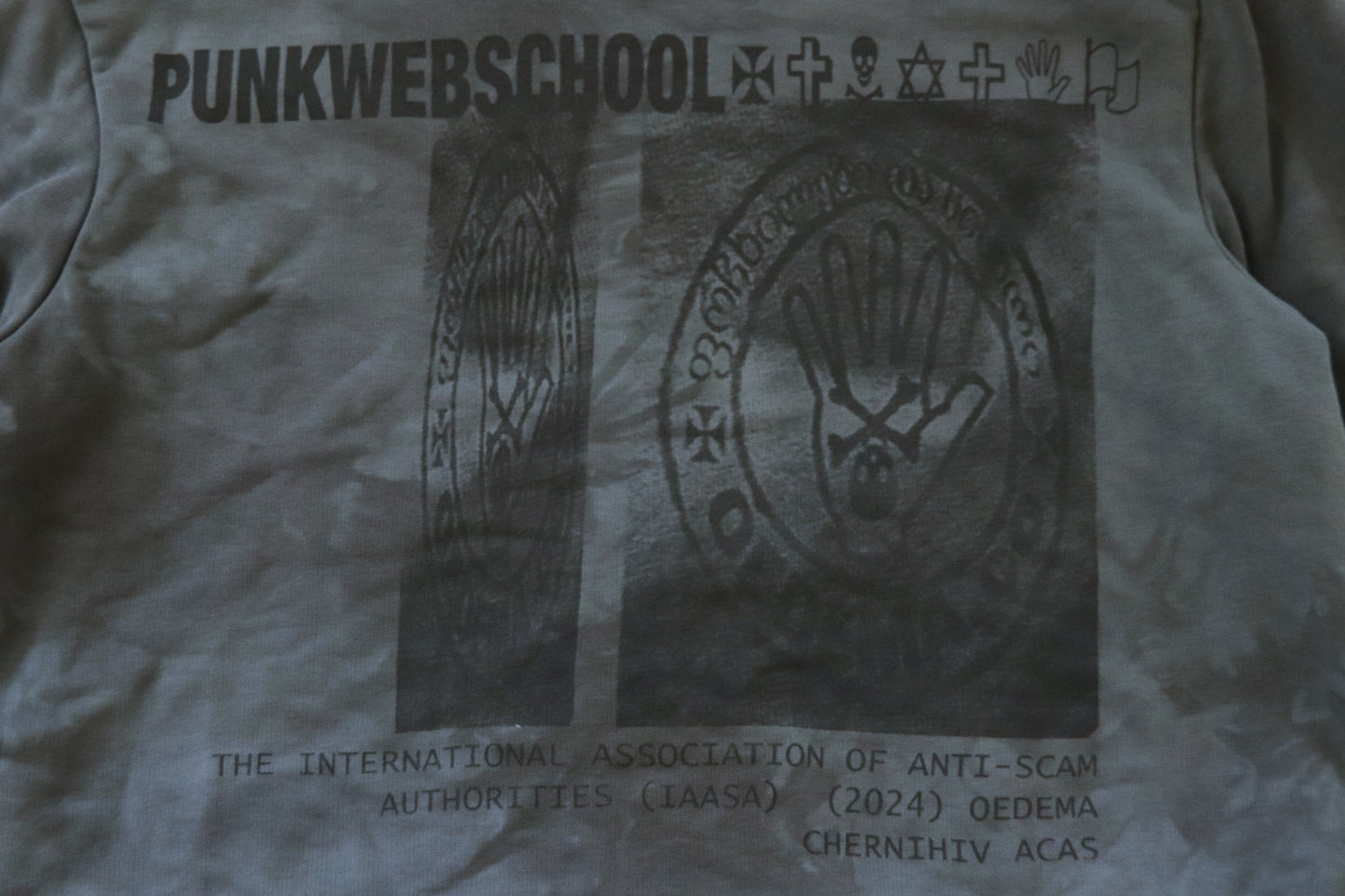 "PunkWebSchool" graphite hoodie