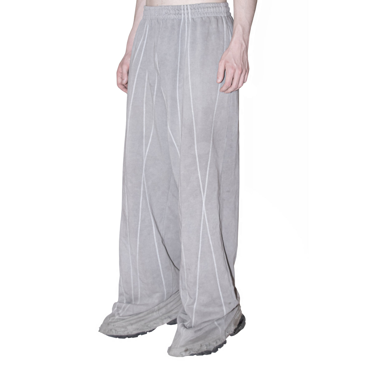 "protractor" distressed pants